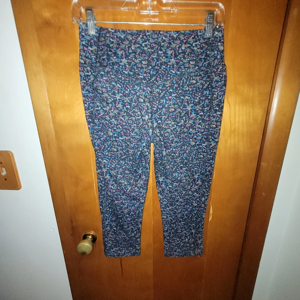 Nike Dri-Fit Camo Capris Leggings
